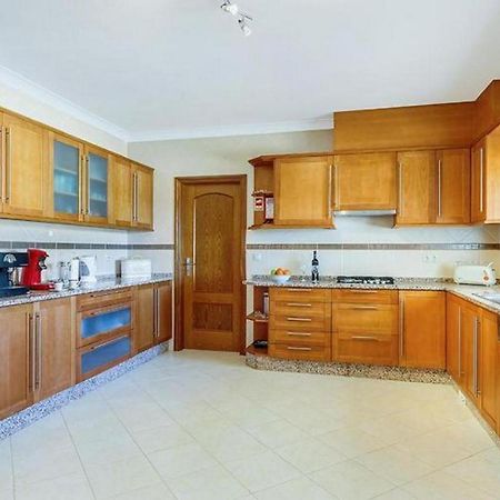 Villa Mikael - Free Wi-Fi - Aircon - Private Pool By Bedzy Albufeira Exterior foto